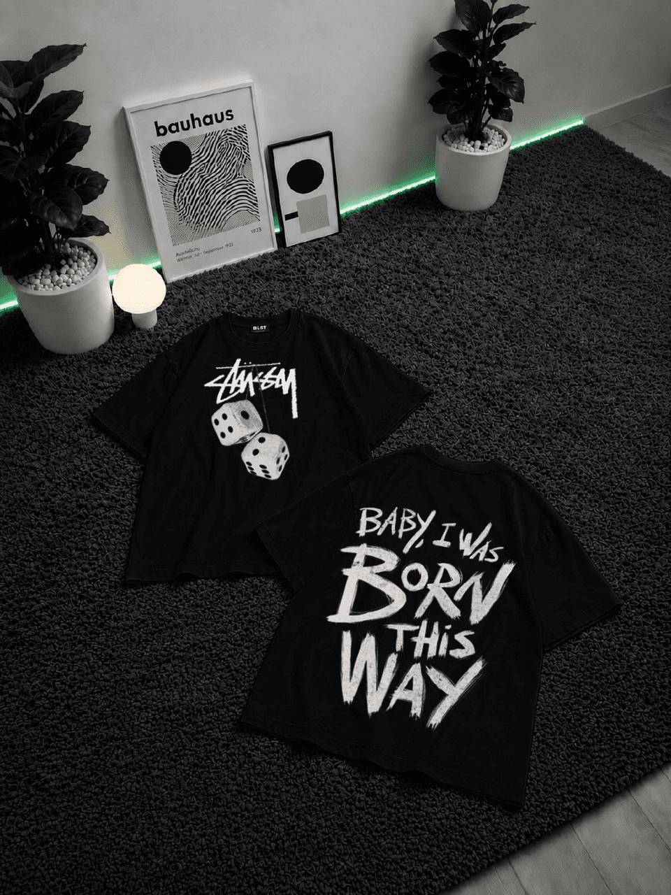 STUSSY OVERSIZED T-SHIRT